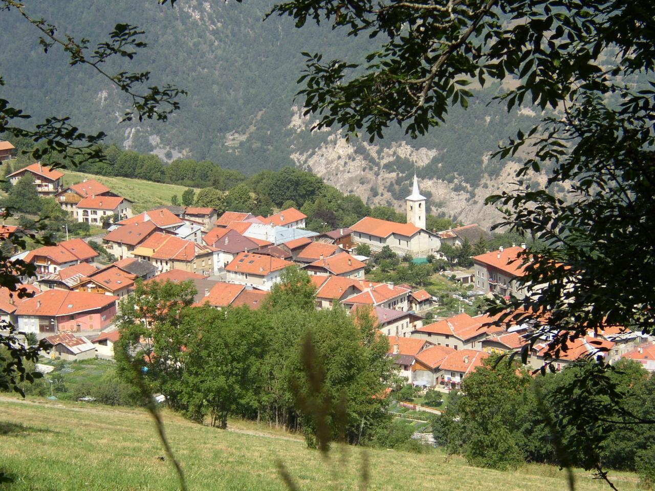 le village de Longefoy