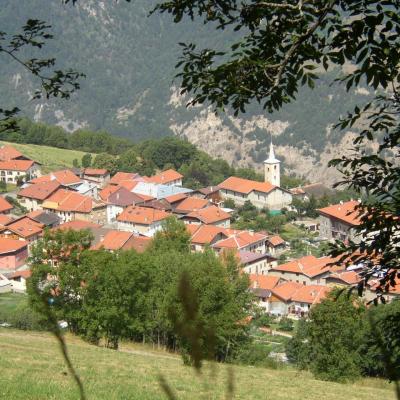 le village de Longefoy